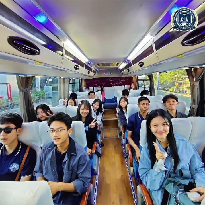 ကျောင်းသား/ ကျောင်းသူများ 𝗙𝗮𝗰𝘁𝗼𝗿𝘆 𝗩𝗶𝘀𝗶𝘁 သို့သွားရောက်လေ့လာကြသောပုံရိပ်များ