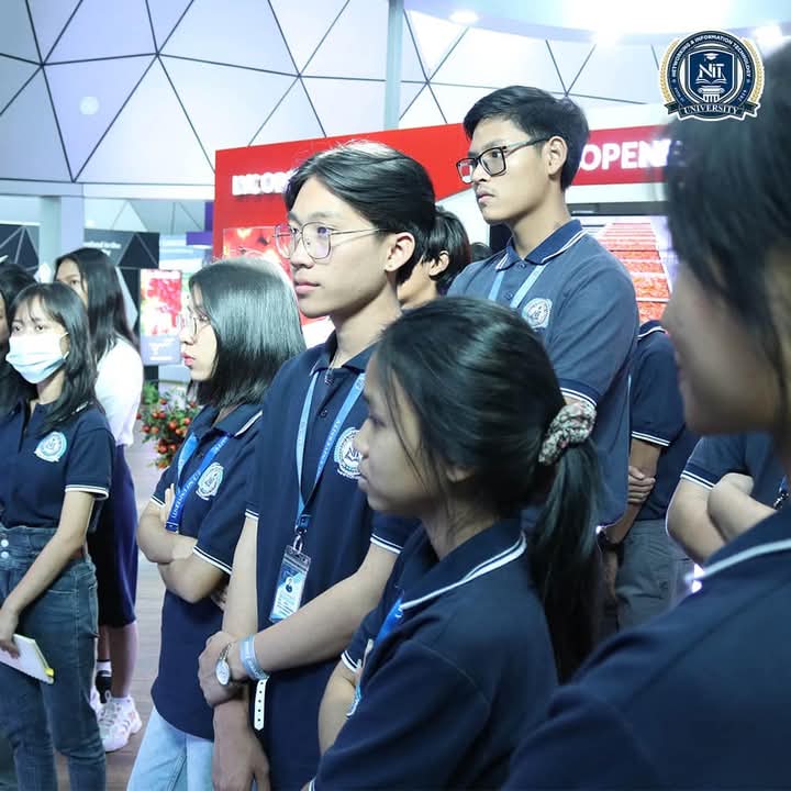 ကျောင်းသား/ ကျောင်းသူများ 𝗙𝗮𝗰𝘁𝗼𝗿𝘆 𝗩𝗶𝘀𝗶𝘁 သို့သွားရောက်လေ့လာကြသောပုံရိပ်များ