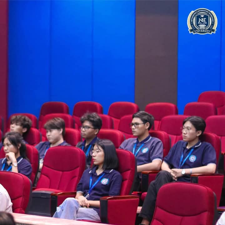 ကျောင်းသား/ ကျောင်းသူများ 𝗙𝗮𝗰𝘁𝗼𝗿𝘆 𝗩𝗶𝘀𝗶𝘁 သို့သွားရောက်လေ့လာကြသောပုံရိပ်များ